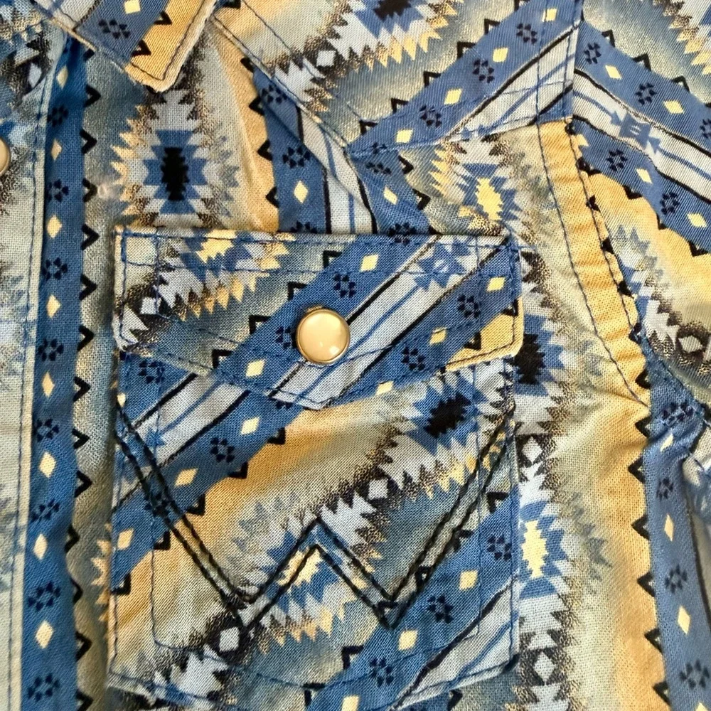 Wrangler Toddler Western Snap Shirt Blue Print | Size 3T | 100% Cotton - Picture 3 of 5